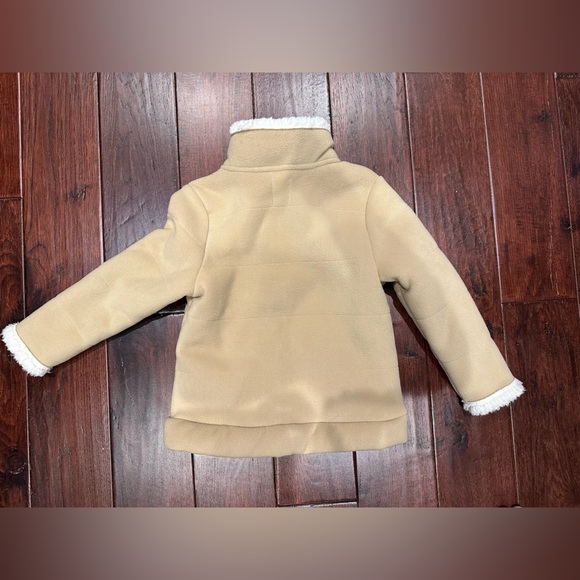 Old navy 5T Sherpa lined Fleece coat - Picture 4 of 4